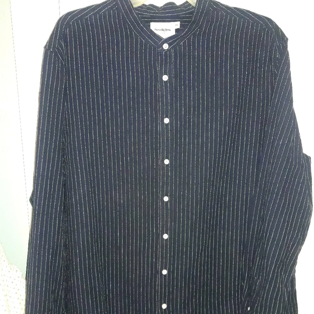 Mens XXL Black Striped Buttondown